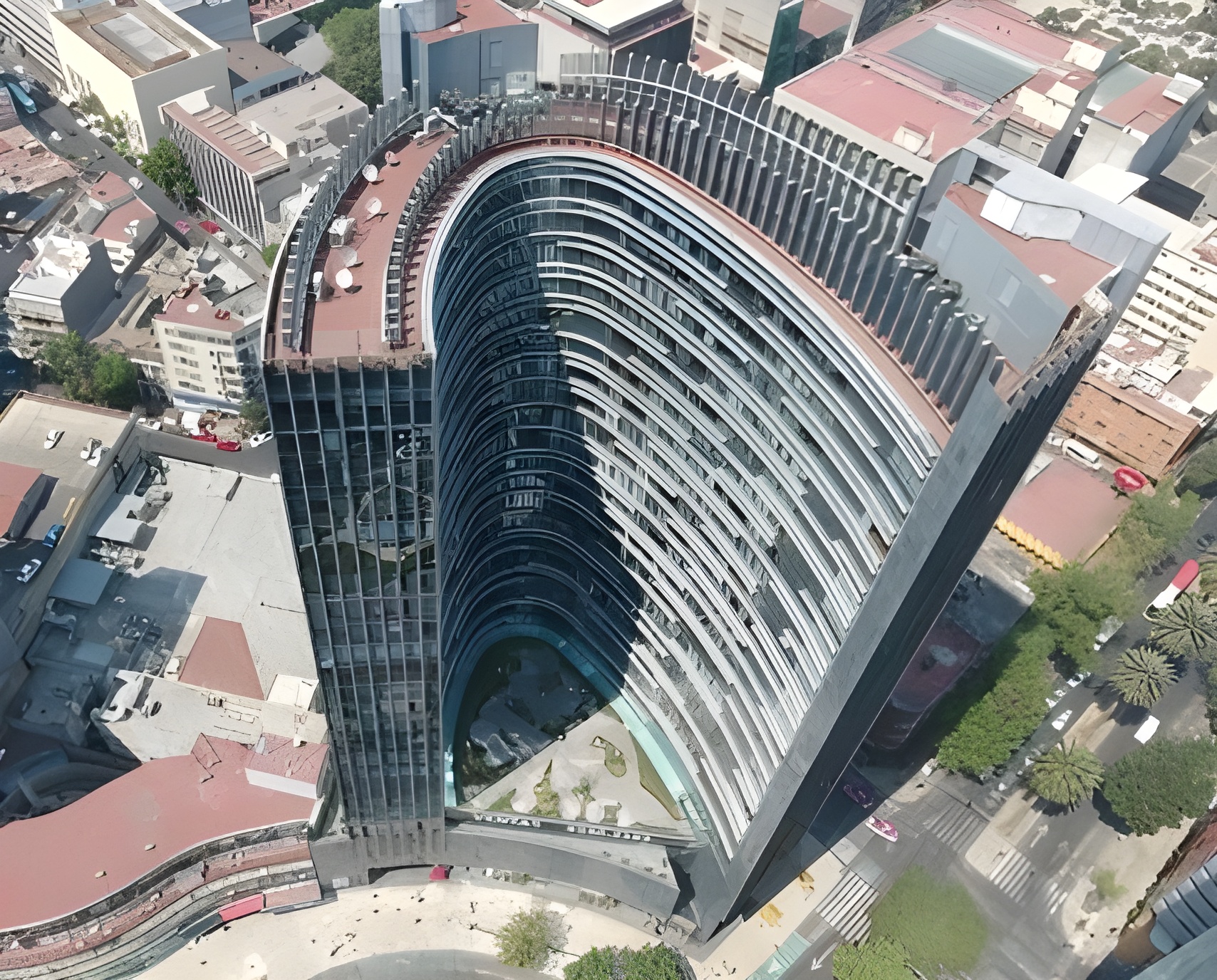 Reforma 77